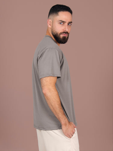 CAMISETAQATARHOMBREGRAY2_20260227114404657.jpg