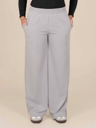 PANTALONVENICESPGRIS2_20260421101241445.jpg