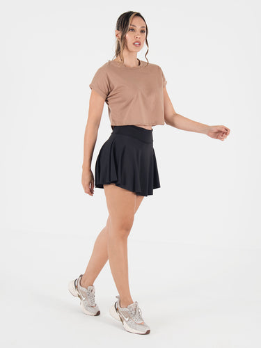 AMARANTAFALDASHORTSETCAKIS2_20251023155716300.jpg