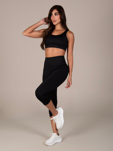 BLACKCAPRISET2_20260210155630982.jpg