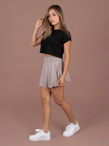 ELAFALDASHORTSET2_20260625141359514.jpg