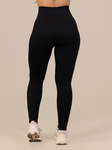 LEGGINSLINEALNEGRA3_20260715151136317.jpg