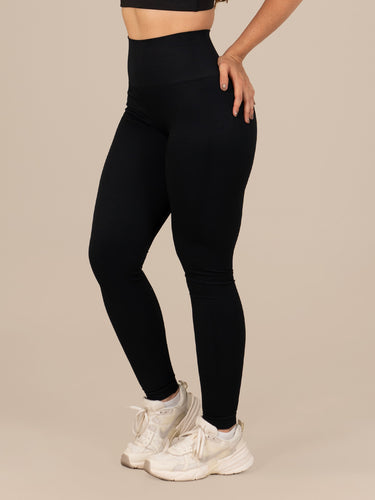 LEGGINSLINEALNEGRA4_20260715151136317.jpg