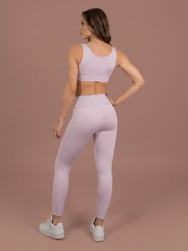 LILAISLEGGINSSETTALLAXS3_20260318154540318.jpg