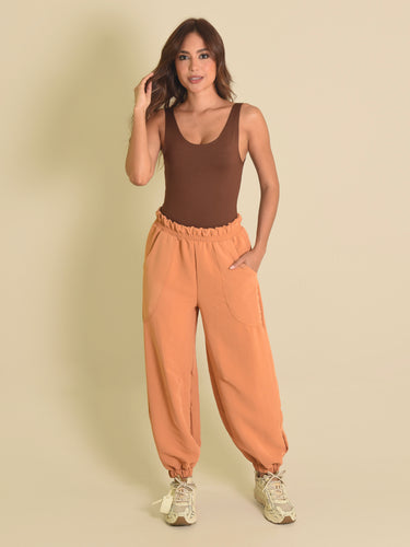 pantalon nala mostaza