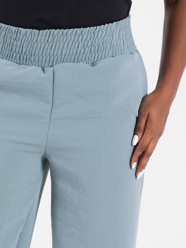 pantalonatenafluydverdesecooscuro-principal-XL